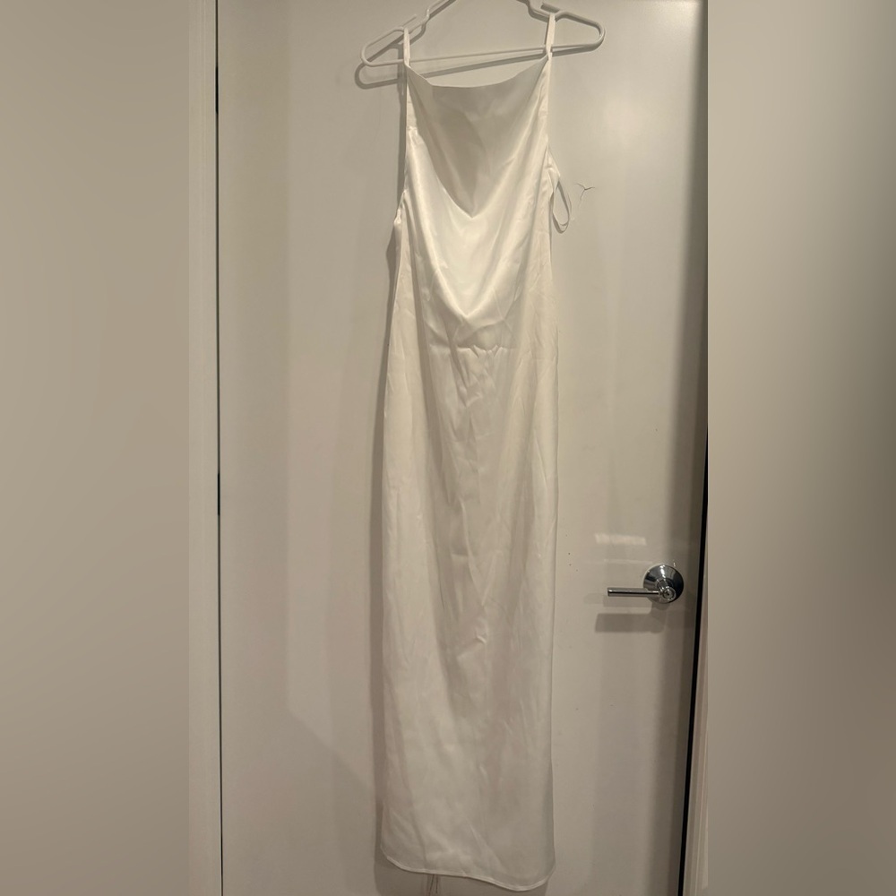 Khanum’s White Satin Maxi Dress Backless Size M Formal Cocktail Bride